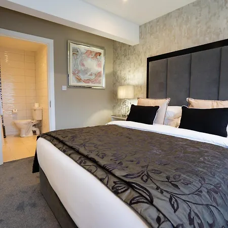 Muckross Luxury Residences *