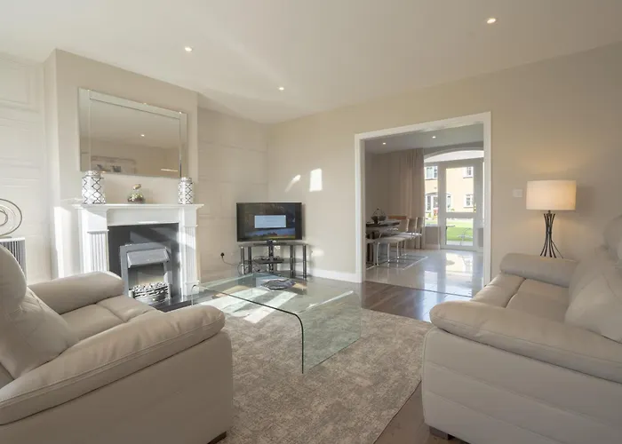 度假居 Muckross Luxury Residences 基拉尼