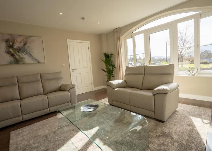 Muckross Luxury Residences 基拉尼