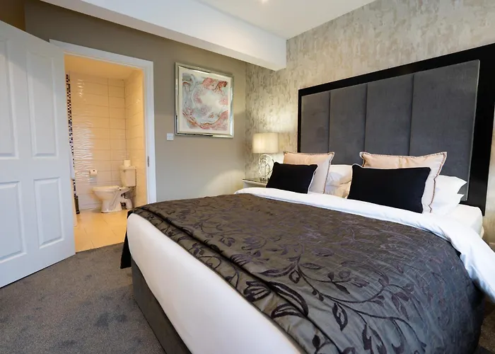 Muckross Luxury Residences *