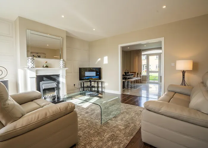 Muckross Luxury Residences 別荘 *